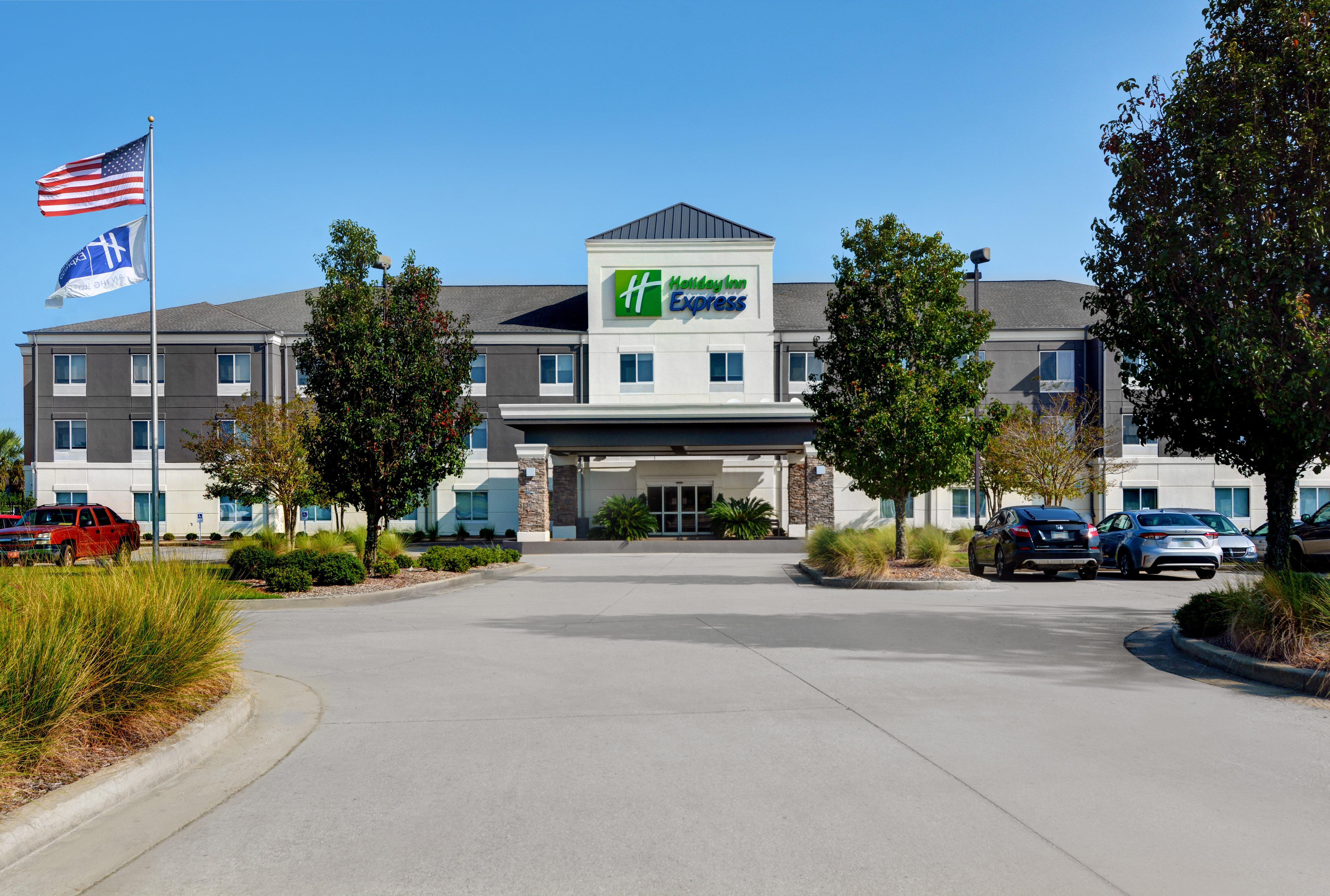 Holiday Inn Express Atmore By Ihg Exterior photo